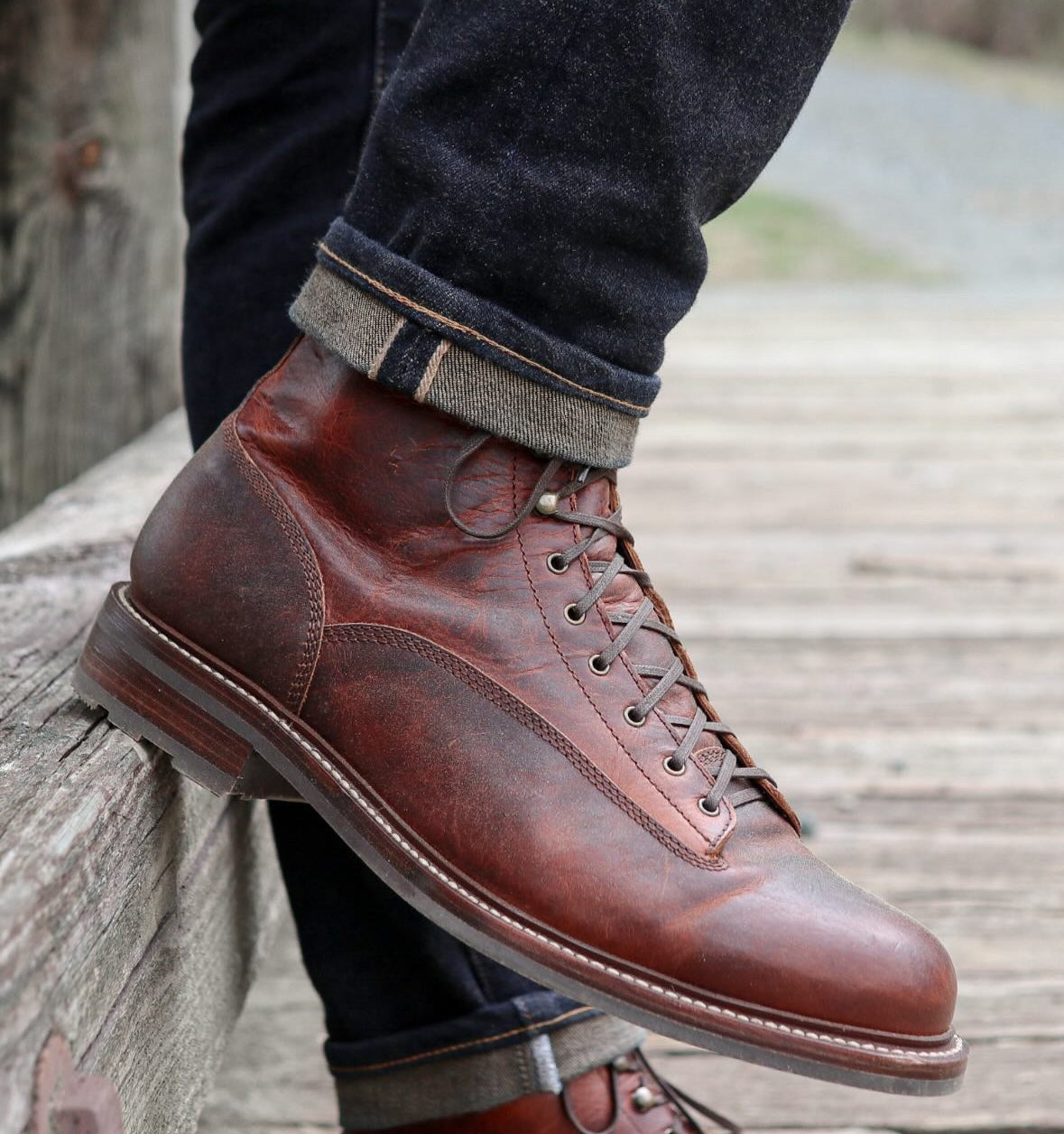 Carver - Cognac Pent Burnt Chip Tan Bison