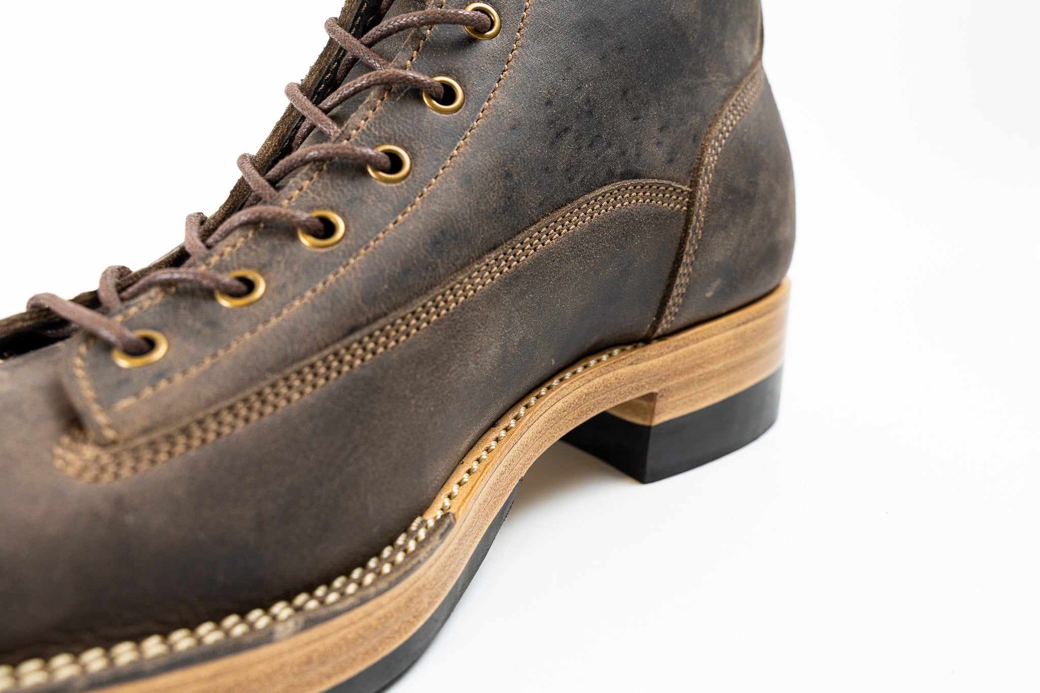 Carver - Charcoal Teton Stag