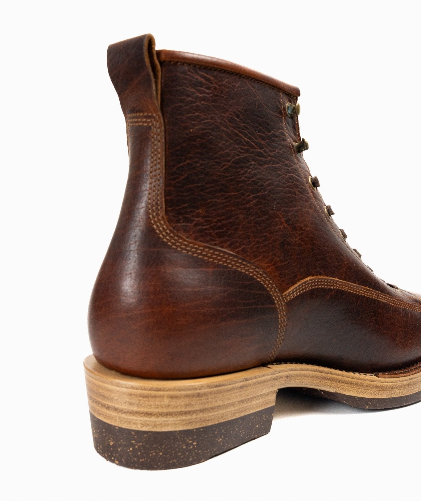 Carver - Cognac Pent Burnt Chip Tan Bison