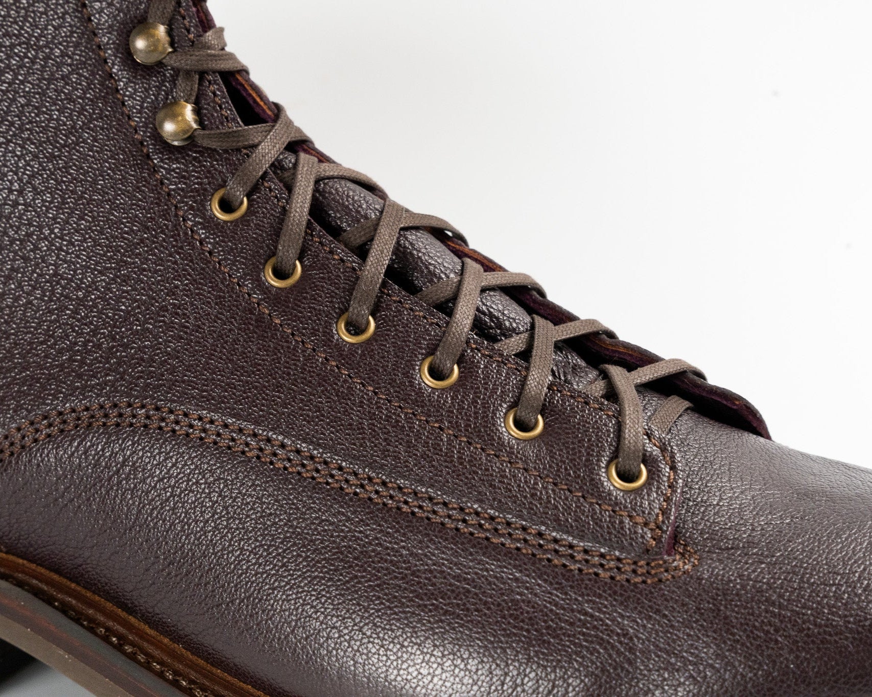 Carver - Burgundy Goat
