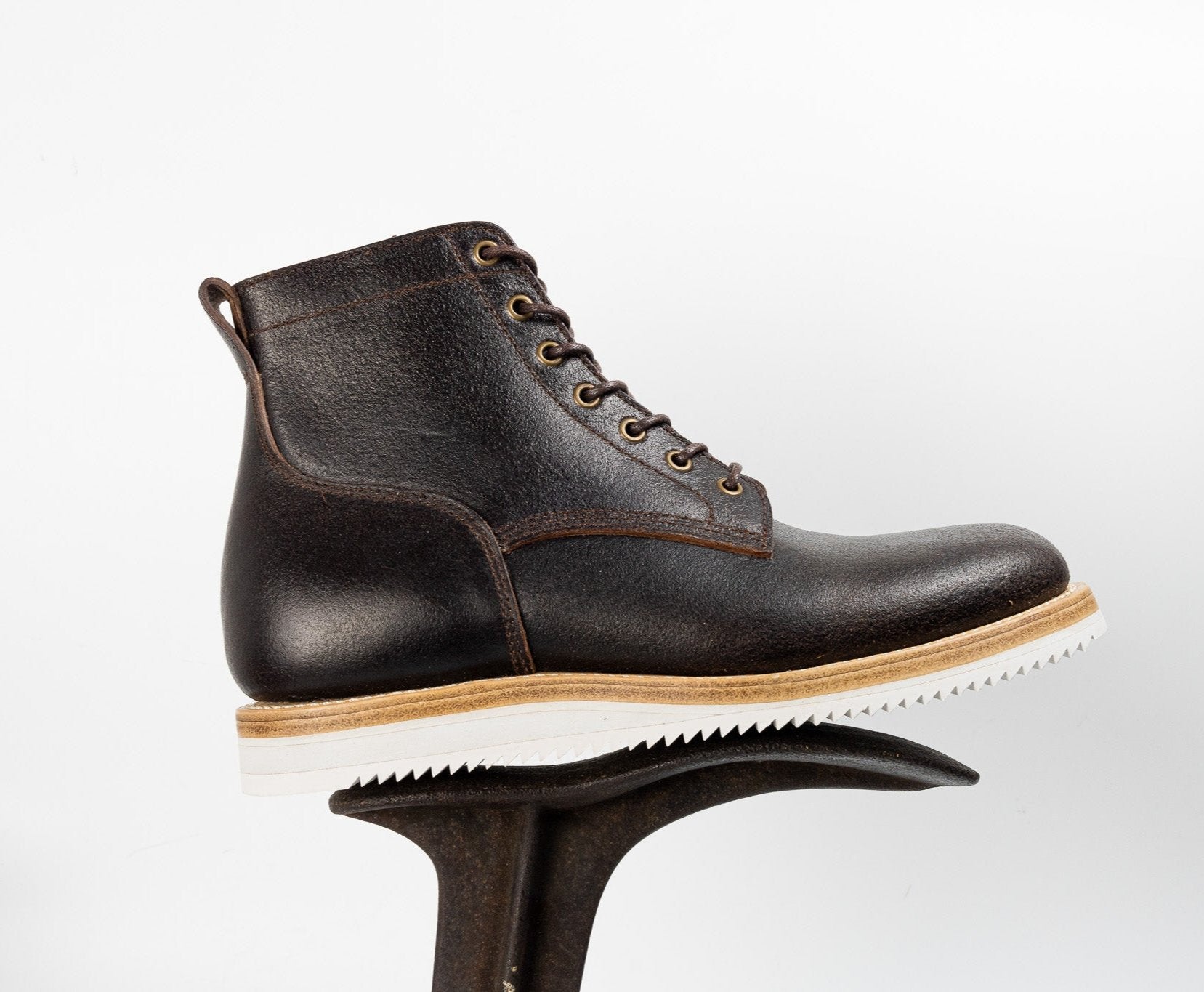 Eckington - Dark Brown Waxed Flesh