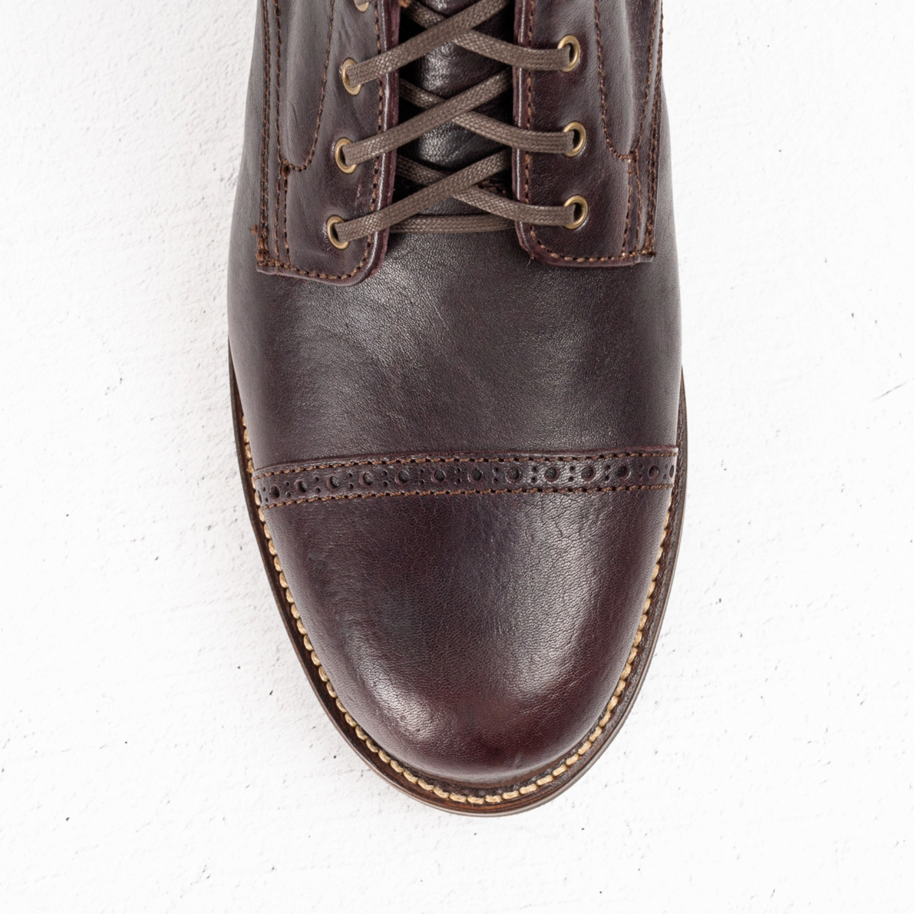 Foxhall - Burgundy Aspen Horsefront