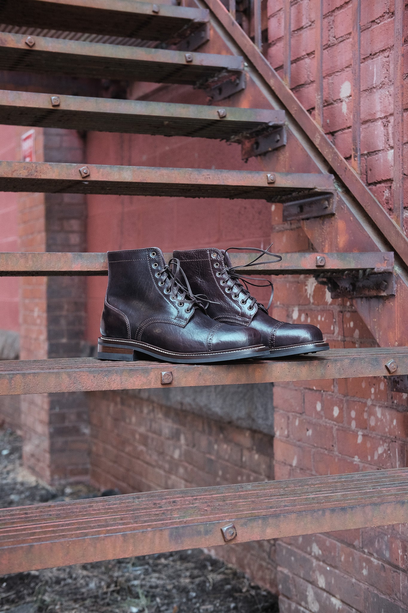 Foxhall - Burgundy Aspen Horsefront