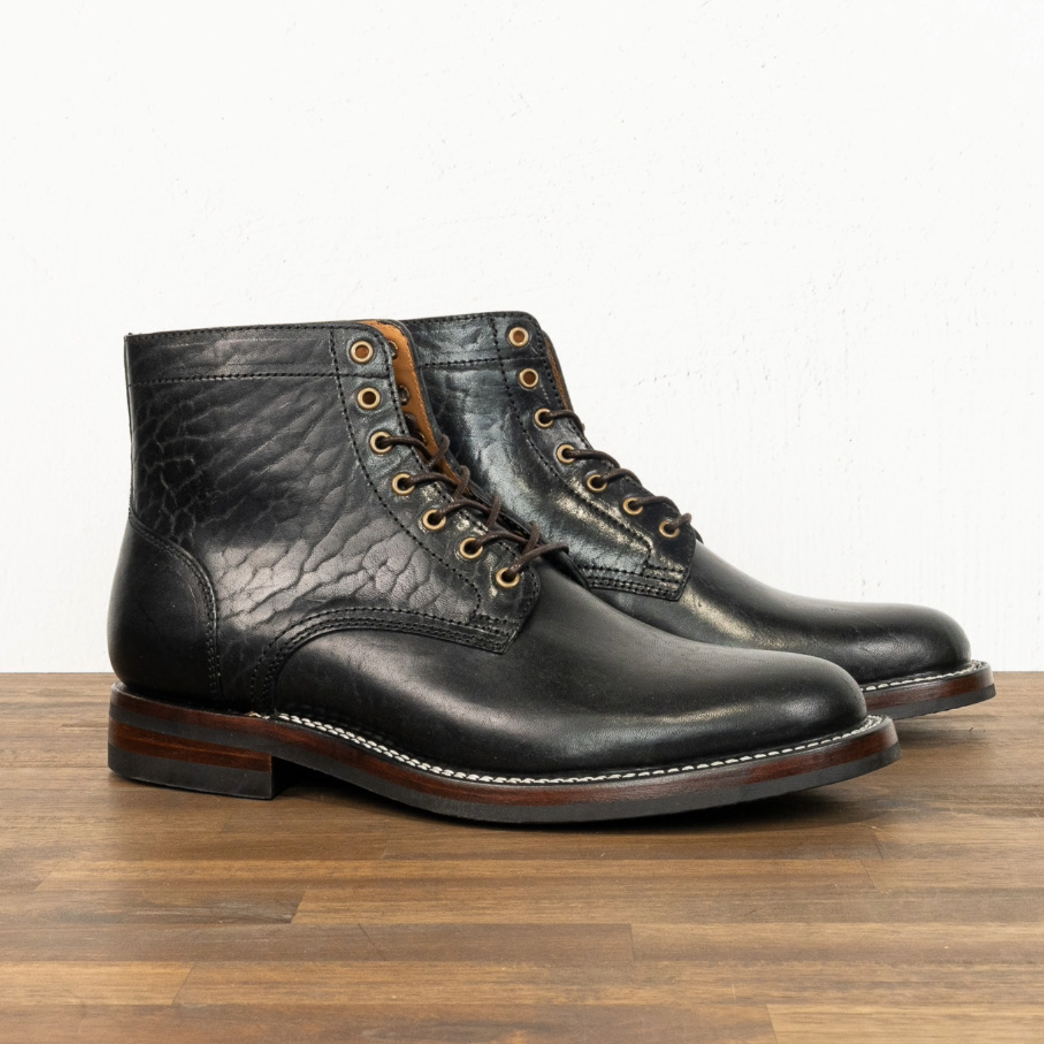 Lisbon Stitchdown - Black Rustic Horsebutt