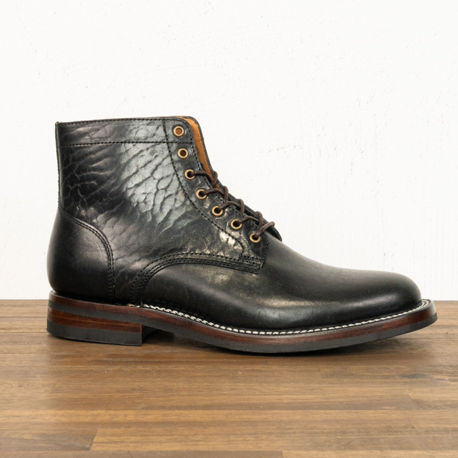Lisbon Stitchdown - Black Rustic Horsebutt