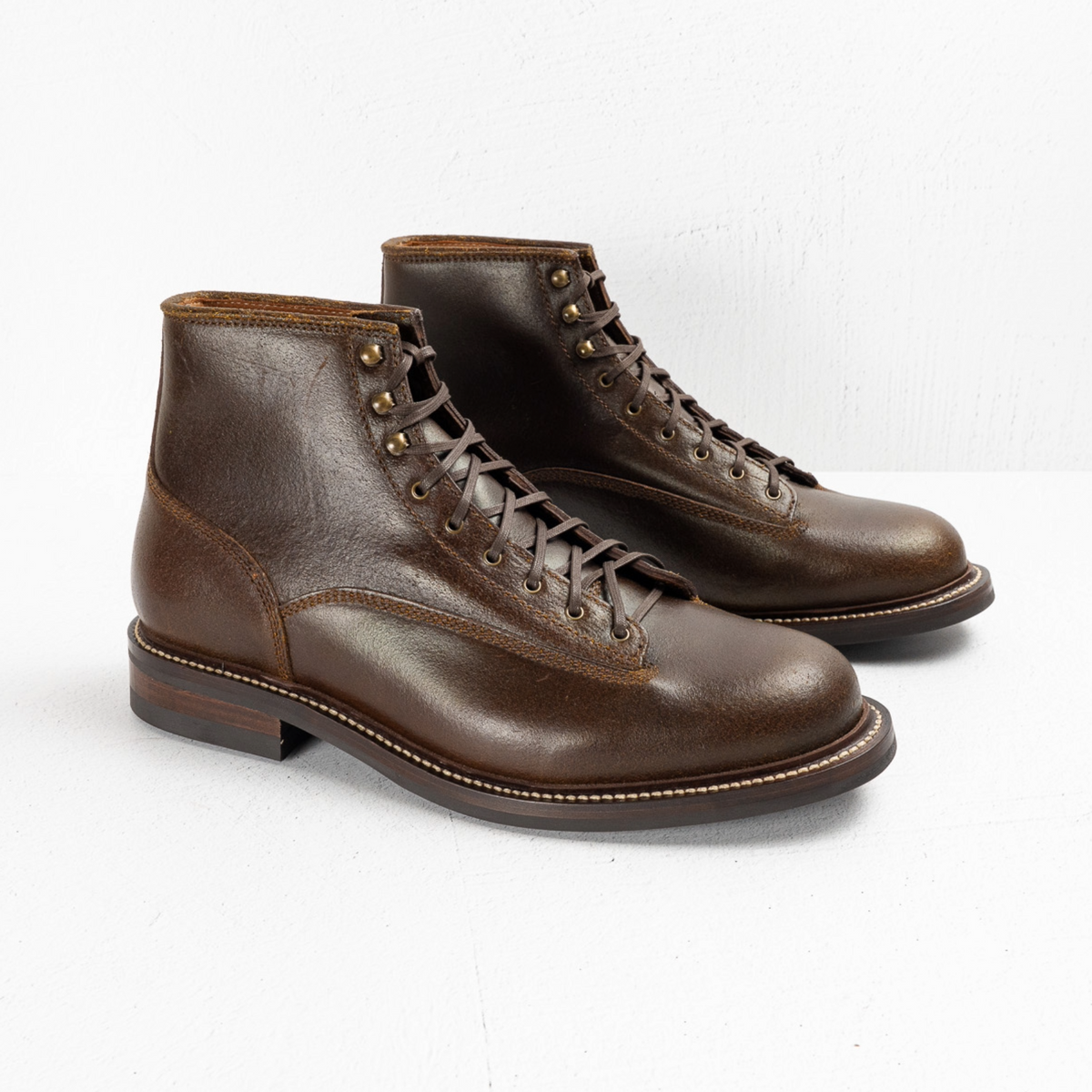 Carver Boot – Cinnamon Waxed Flesh Leather | Caswell