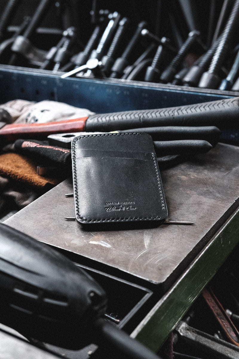 Minimalist Wallet in Black Dublin